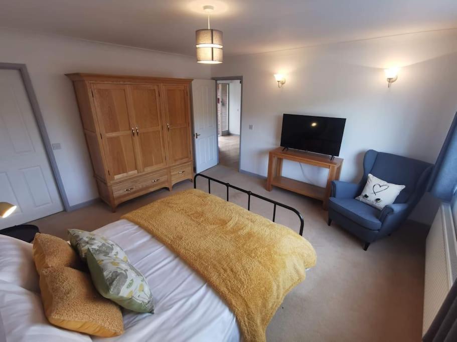 Twyngaer, A Spacious 3 Bedroom Bungalow Sleeps 5 Knighton  Exterior foto